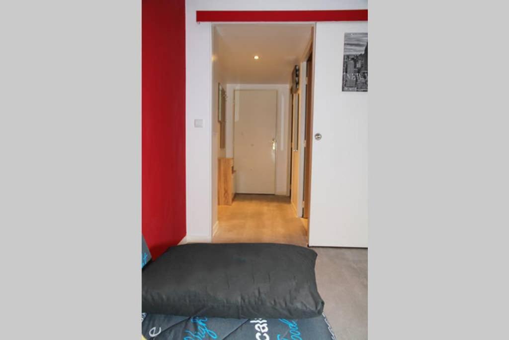 15 Min Walk To Disneylandparis, 5 Min Walk To Val D'europe Mall And Train Rer A, Monyhome For 4 Persons Chessy (Seine-et-Marne)